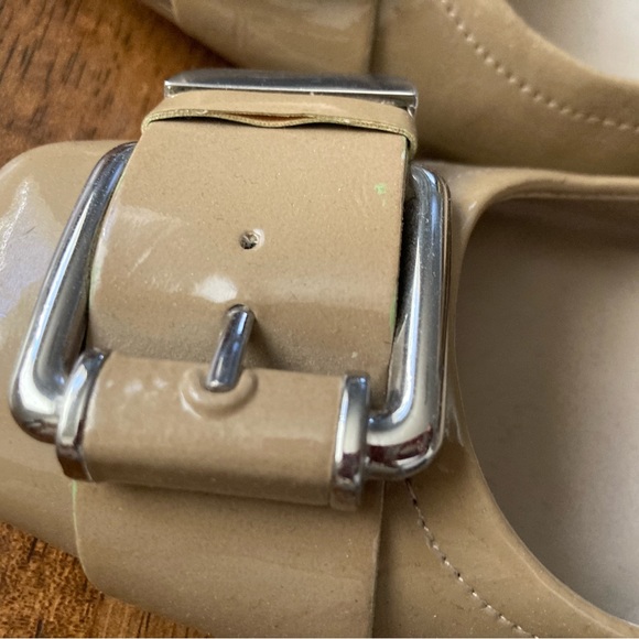 Tahari Patent Pumps - Picture 11 of 16